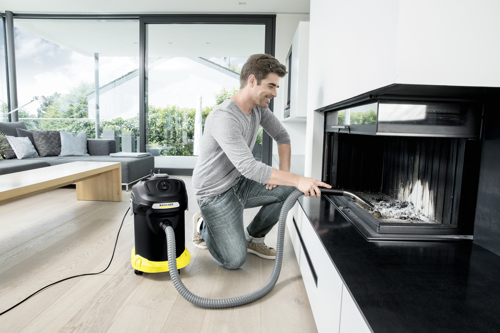 Karcher Ad 4 Premium A+ Şömine Süpürgesi